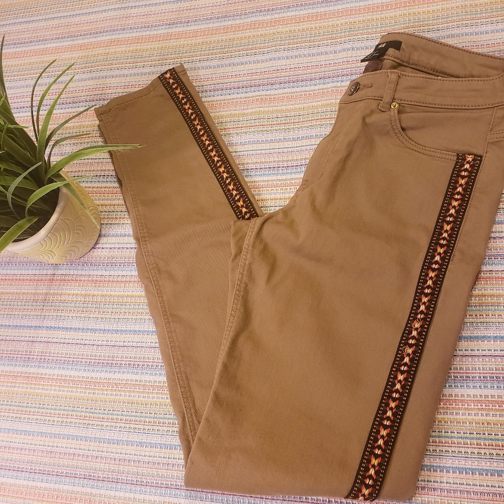 H&M Tribal Print Khaki Pants 6